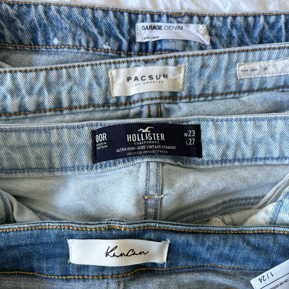 4 pairs of 00 jeans (hollister,pacsun,garage) gently used